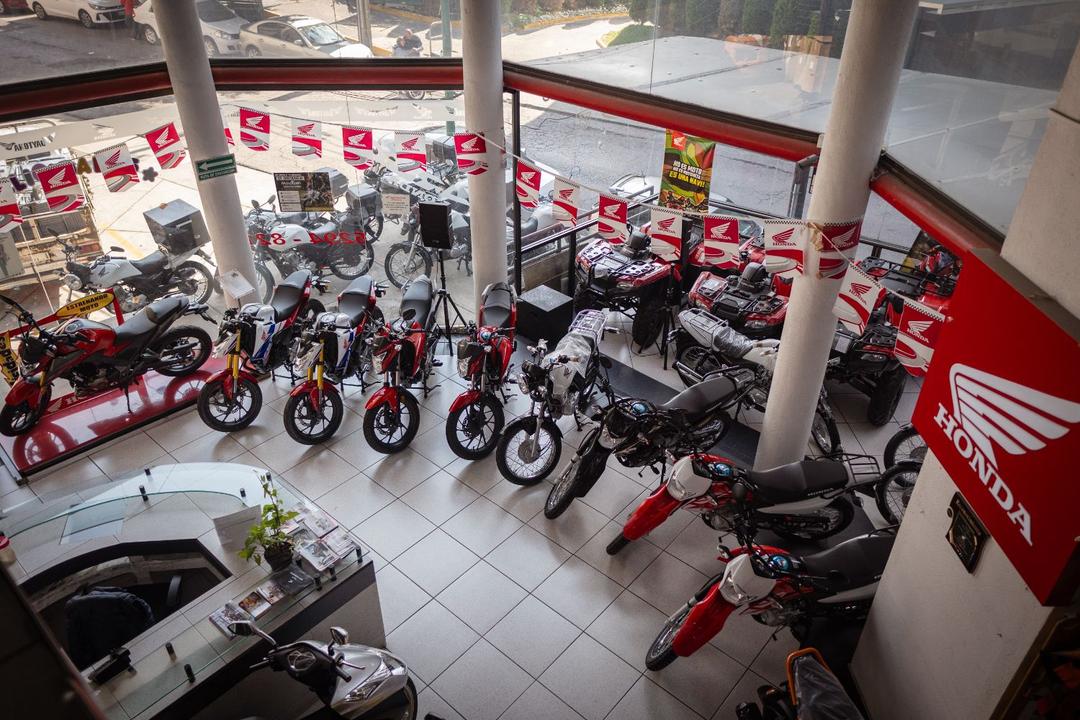 Instalaciones de Daytona Motos Tecamachalco (2)